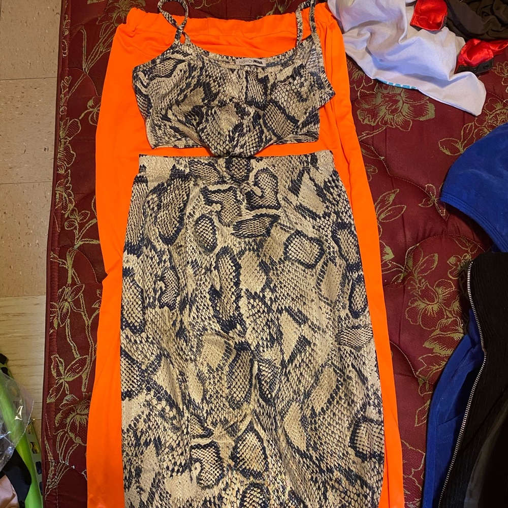 Skirt set